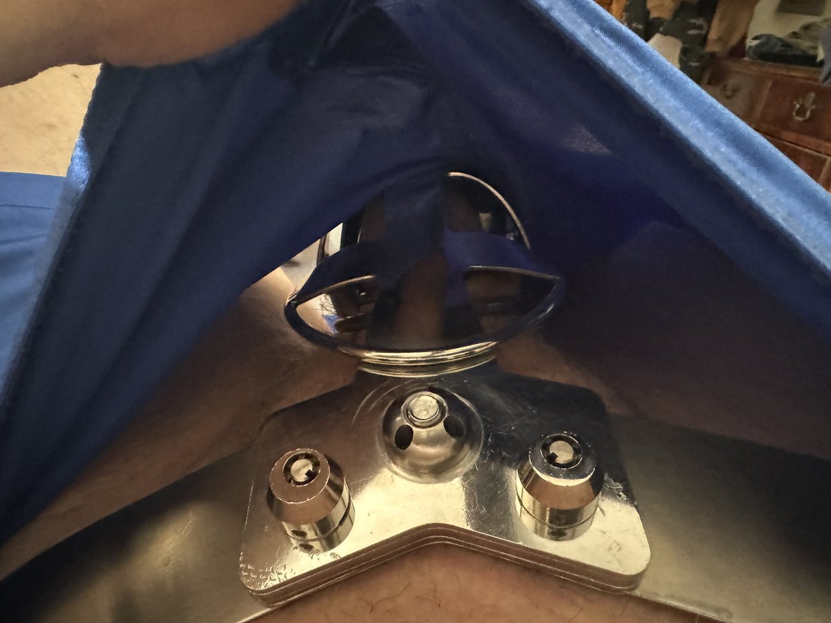 UKDeviant - who wants the keys 😈 tweet media