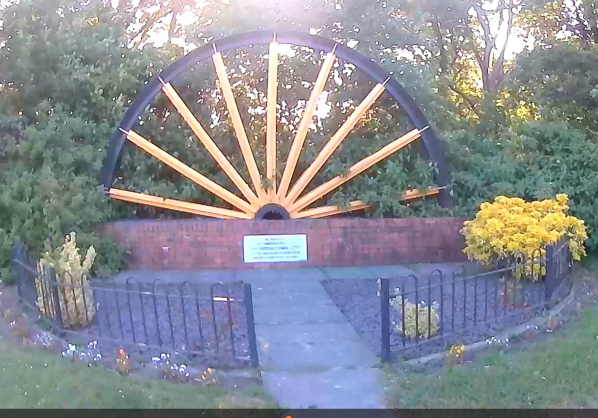 There's another Mining Community memorial on the way in to Alfreton. That's 3 on my #cycling route through the ups and downs of Derbyshire.