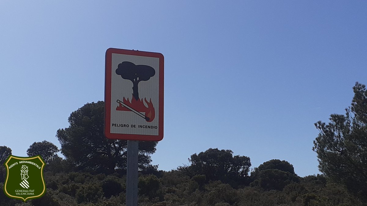 AGENTES APAMCV (@apamcv) on Twitter photo Salvo autorizaciones especiales, desde hoy están prohibidas las quemas agrícolas.
Los Agentes Medioambientales agradecemos la colaboración del mundo rural.
#La prevención de los incendios forestales, responsabilidad de todos.
<a href="/GVAMediAmbient/">GVA Medi Ambient Infraestructures Territori</a> Salvo autorizaciones especiales, desde hoy están prohibidas las quemas agrícolas.
Los Agentes Medioambientales agradecemos la colaboración del mundo rural.
#La prevención de los incendios forestales, responsabilidad de todos.
<a href="/GVAMediAmbient/">GVA Medi Ambient Infraestructures Territori</a>