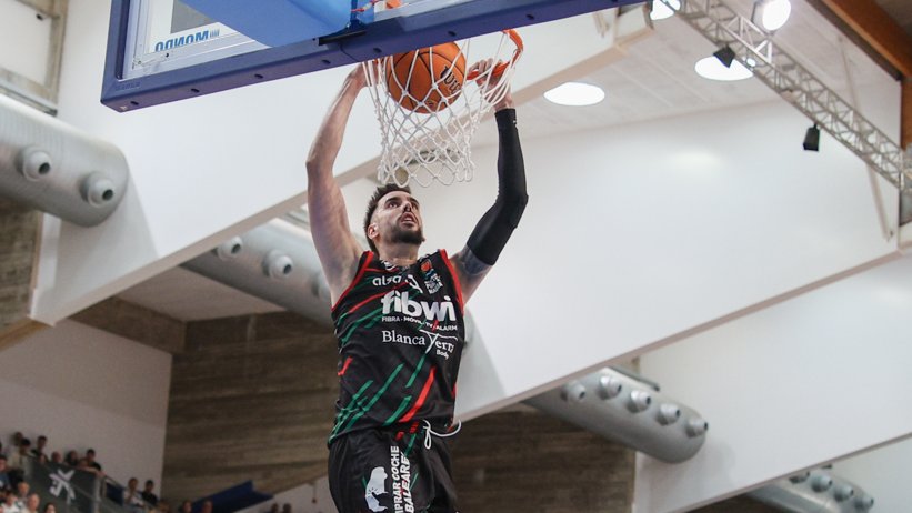 ⤴️ MVP #PlayoffsSegundaFEB: ¡Estos han sido los mejores Vuelta-Semis!

1⃣ <a href="/josep_peris09/">J ⚡️</a> - <a href="/CBSantAntoni/">Class Bàsquet Sant Antoni</a>
2⃣ L. Giovannetti - <a href="/BahiaSanAgustin/">Fibwi Mallorca Bàsquet Palma</a> 
3⃣ I. Mayo - <a href="/CBSantAntoni/">Class Bàsquet Sant Antoni</a> 
4⃣ <a href="/Jonander11/">Jon Ander Aramburu</a> - <a href="/BahiaSanAgustin/">Fibwi Mallorca Bàsquet Palma</a>
5⃣ M. Stilma - <a href="/melillabcto/">Club Melilla Baloncesto</a> 

🖐 Quinteto ideal ⬇
feb.es/2025/6/1/balon…