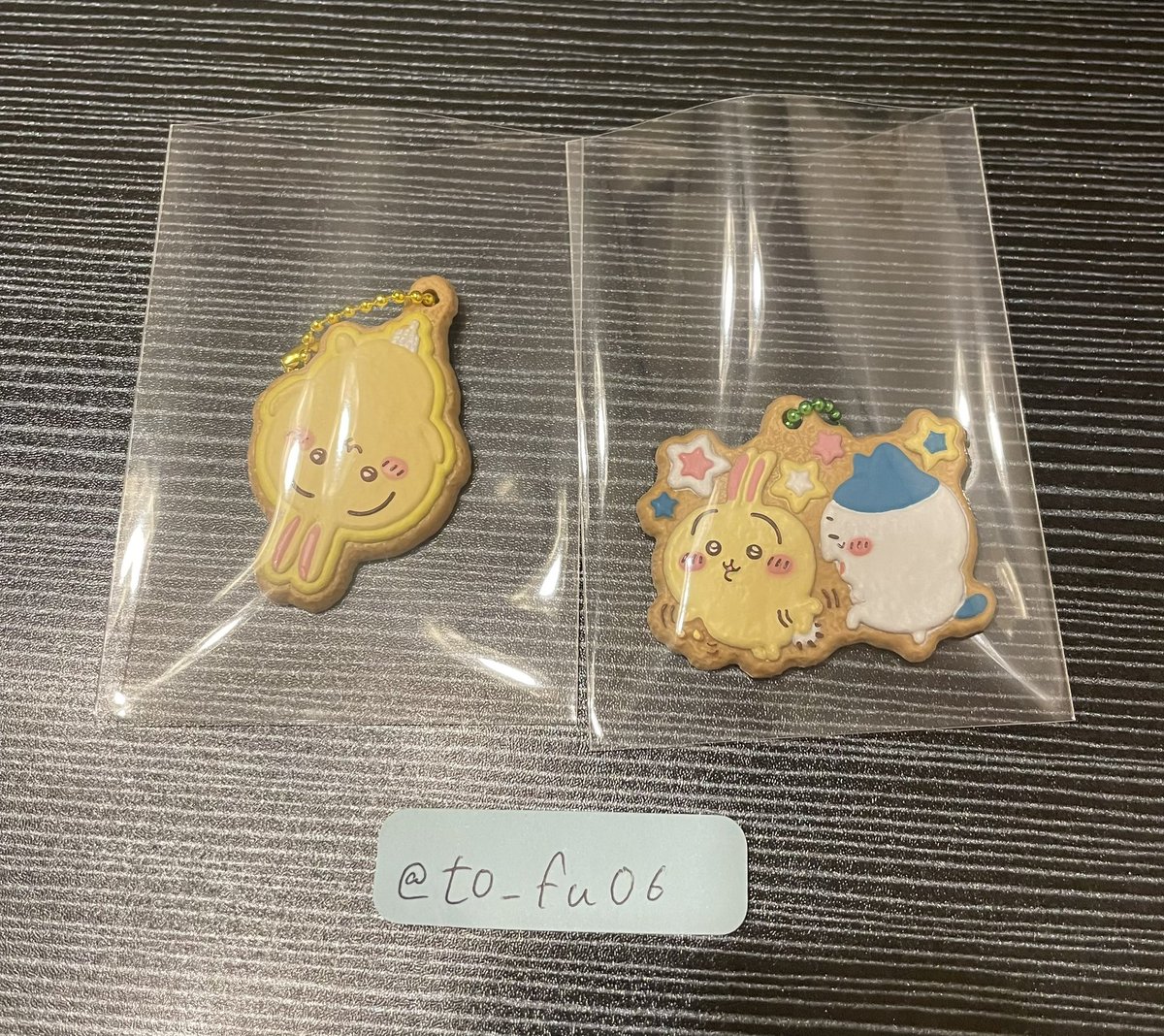 to_fu06's tweet photo. @0 【交換】 ちいかわ クッキーチャームマスコット3

譲: うさぎ ハチワレ

求:ちいかわ ハチワレ お布団(画像2枚目)

郵送交換希望
お気軽にお声掛けください https://t.co/d6EllvUXCt