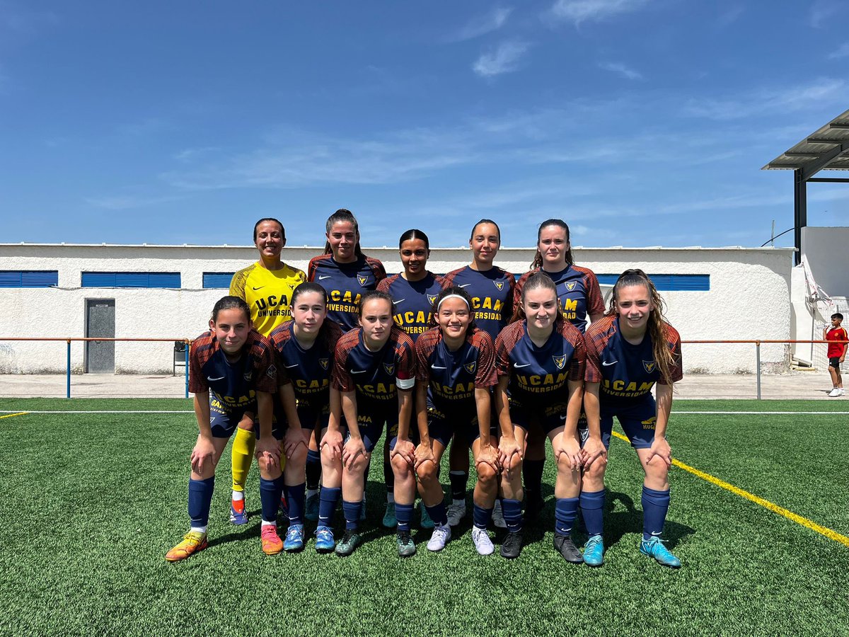 UCAMMurciaCF's tweet photo. #UCAMFemenino | Nuestro XI de hoy:

1. Yolanda
2. Nio
3. Elena
5. Manza 
8. Paula
11. Lara
12. Carmen
15. Claudia
16. Lodi
19. Dólera 
20. Shay

🆚 ADYC El Puntal
🏟️ Mpal. San Lorenzo (Alguazas)

⭐️ @Marvimundo

#UCAMMurciaADYCElPuntal | Jornada 26 https://t.co/OJy6sHn96m