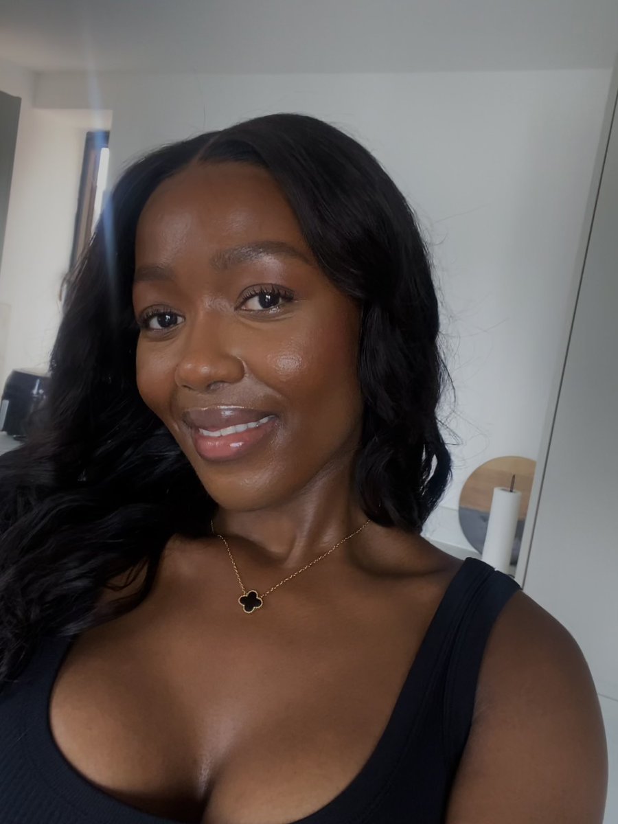 Phind_'s tweet image. Happy Sunday ✌🏾✨