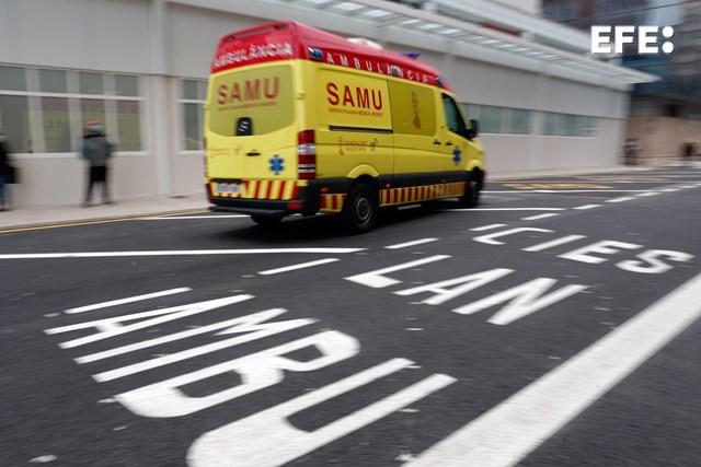 Muere un menor de 16 años tras caer de un muro de 4 metros en una zona de ocio de València