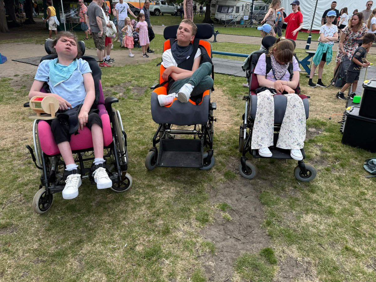 PurestSupport's tweet image. Some of our customers enjoyed the festivities and performances at this years Out There festival in Gt Yarmouth on Friday and Saturday. 🤹🎭