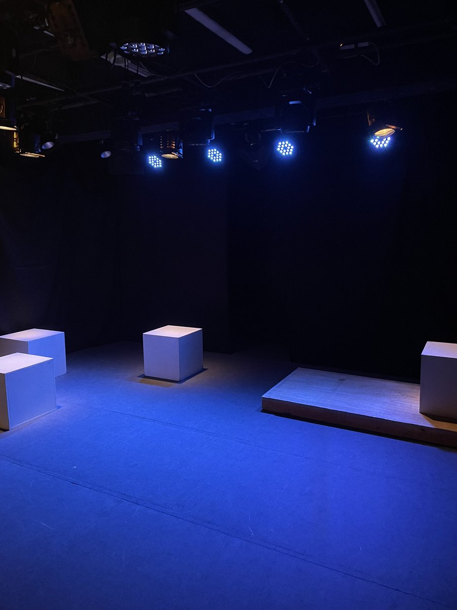 #オーカプロジェクト 
1st.STAGE 『#蜉蝣一期 』
全公演ほぼ満員御礼ありがとうございました。
大楽はまさかのスタンディングオベーション！
多くの方々に観劇いただき感謝の気持ちでいっぱいです。

今後も尽力して参りますのでお力添えいただけると幸いです。

この度は誠にありがとうございました！