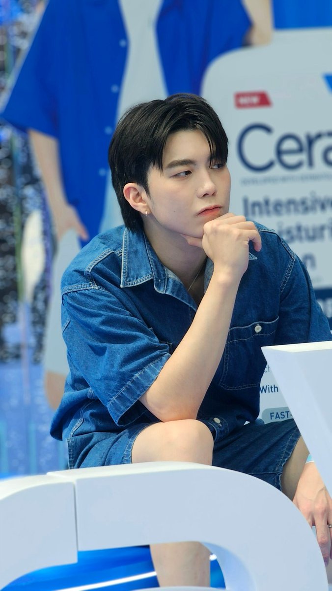 namhvan_'s tweet photo. สีฟ้าแปลว่าน่ารัก
@wwintm #wwintm https://t.co/M5IBhEsAGL