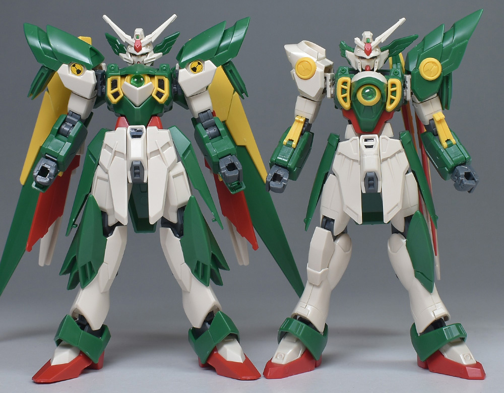 gundams_blog's tweet image. フェニーチェはアシンメトリーなのに対し、リナーシタはシンメトリー。目もオッドアイからグリーンのみに変化。オッドアイも良いけど、バランスの取れたリナーシタもグッド。
#ガンダムフェニーチェリナーシタ #HGBF