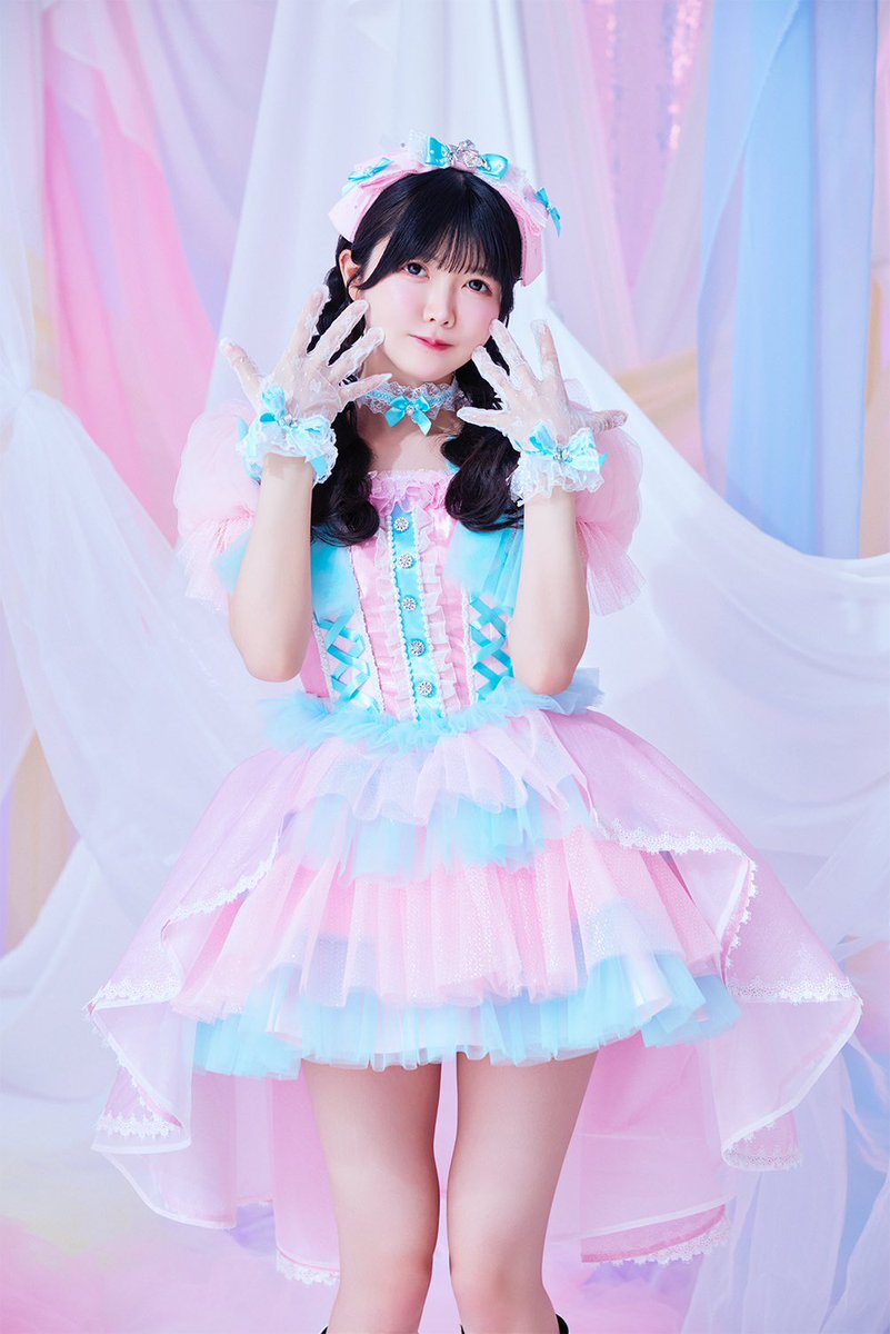 私たち、fav me（ファボミー）です♡ 🎀新アー写公開🎀 🩵小野寺梓