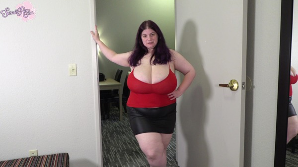 My new video is really hot! Check it out!  bustysarahrae.com/scene/9690104/…
