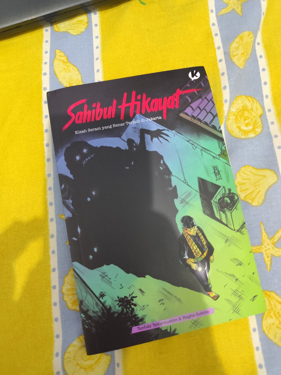 Akhirnya sampe juga bukunya mas @Tanfidz_T..  mari kita here we go ❤️😊