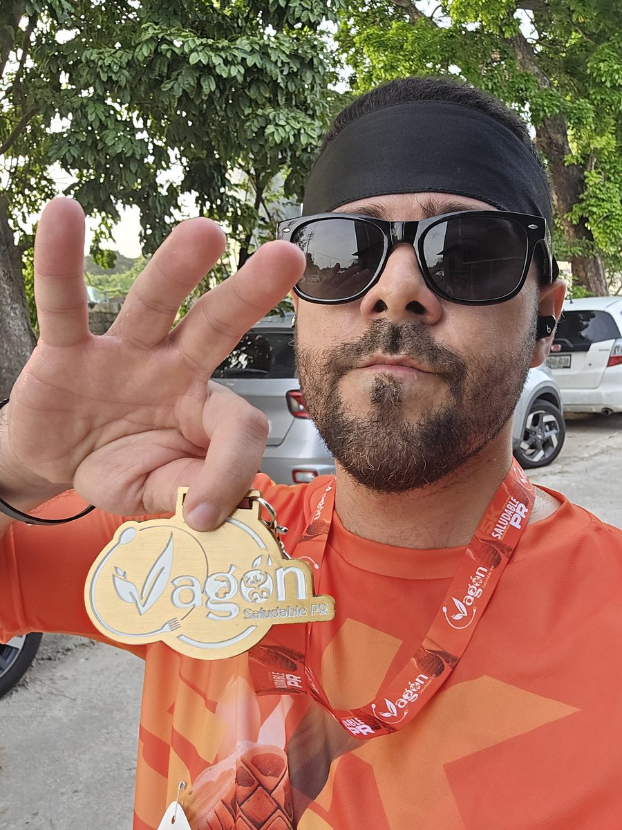 Dominguito de carrera