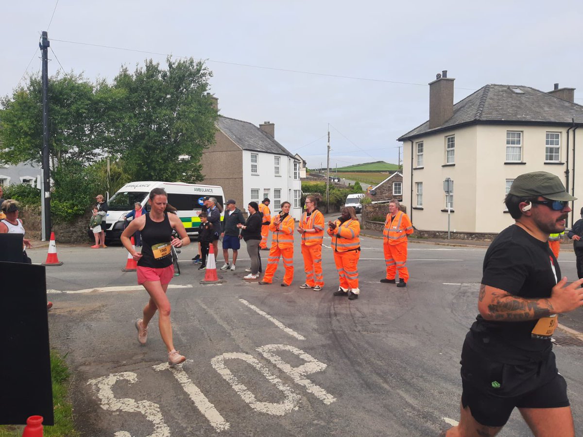 CorvusSecurity's tweet photo. Another great event delivered the Abersoch 10k well done #teamCORVUS and a big thanks to the organisers team and all #competitors  #trafficmanagement #stewarding https://t.co/BtBiKodxTC