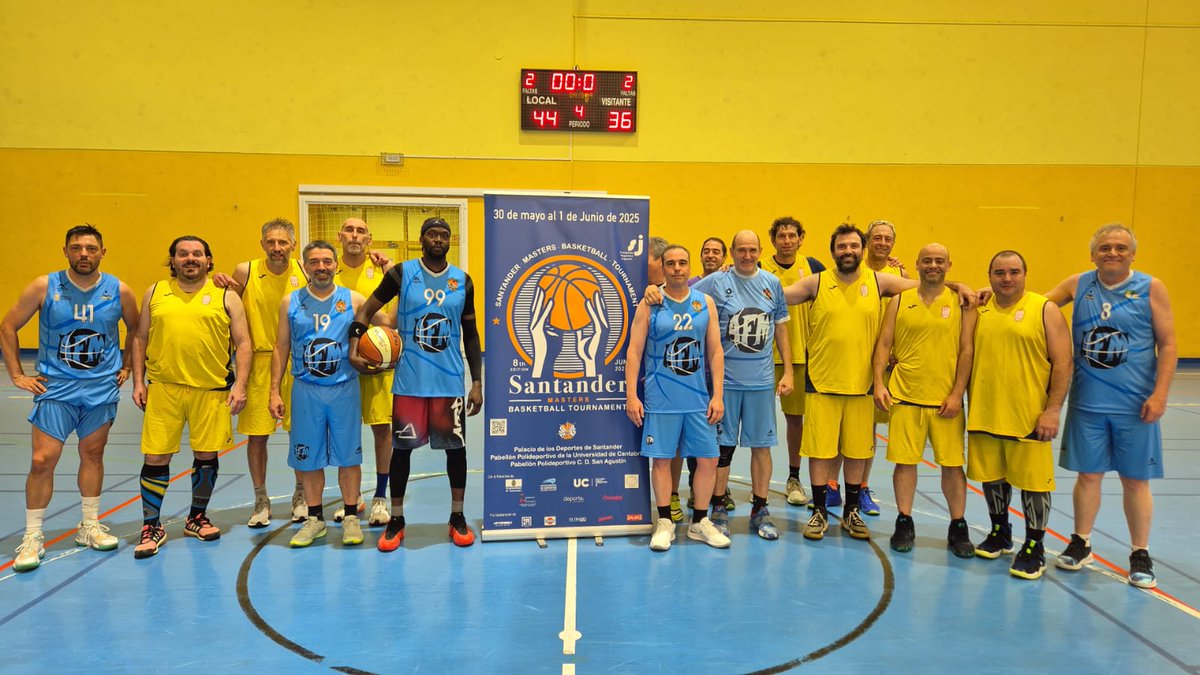 SderMasters's tweet image. FASE FINAL BRONCE ÉLITE
3º y 4º puesto
Asturianones - 44
Familia Monster - 36
#SMBT25 #SantanderMastersBasketballTournament