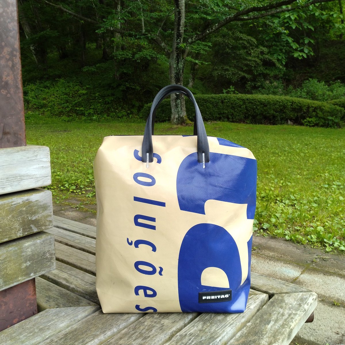 tsuyogoro527's tweet photo. FREITAG F201 PETE
#frtg #freitag #freitaglab
#f201 #pete
#フライターグ
#ピート https://t.co/Han3mPq4gb