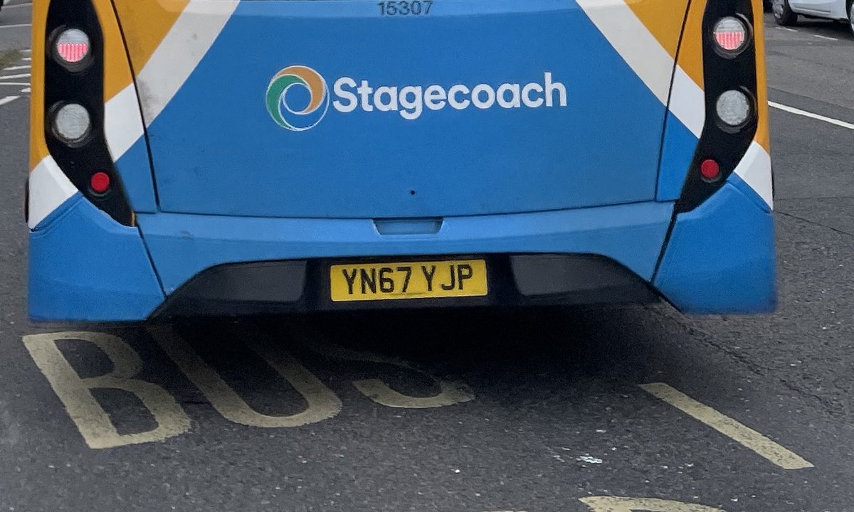 ⁦<a href="/StagecoachSW/">Stagecoach SouthWest</a>⁩ excellent that buses aren’t running on time and when they do show up this one couldn’t take card payment. No wonder people don’t like public transport.