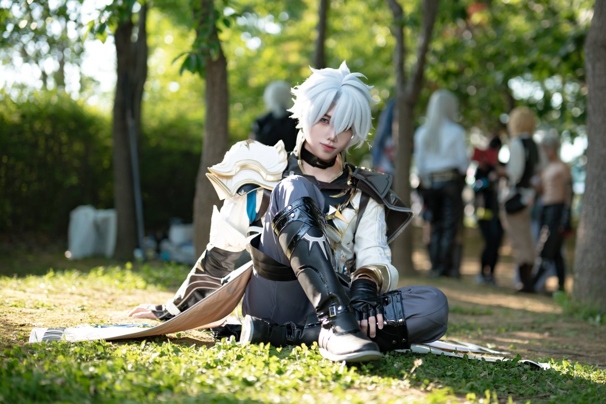 2025.05.25 플레이엑스포

붕괴:스타레일 - 파이논

또 아래에 바코드 생겨서 컴으로 재업..

📸.<a href="/sahyu0113/">sahyu(사휴)</a>

#cosplay #HonkaiStarRail #Phainon
#코스프레 #스타레일 #파이논
#コスプレ #崩壊スターレイル #ファイノン #白厄