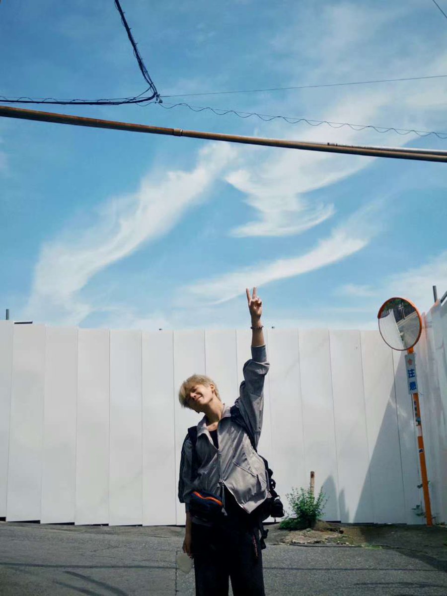 wanganyu_gfc's tweet photo. [06.01.2025] #WangAnyu Weibo Update

"Happy June 1st"

🔗https://t.co/MhqgHqhpnk

#王安宇 #หวังอันอวี่ #왕안우 #vuonganvu #ワンアンユー https://t.co/hZ19YNGqCf