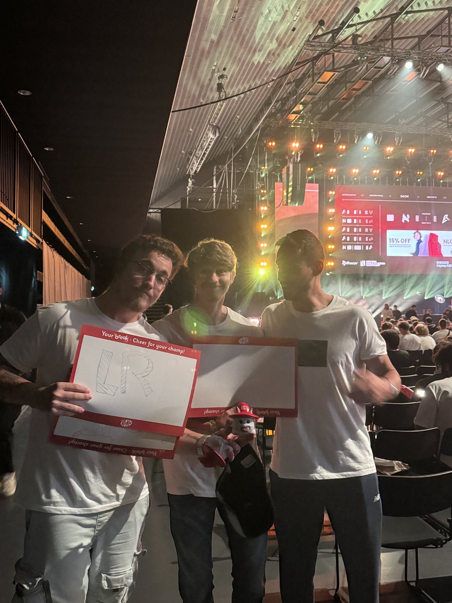 coldwintah's tweet photo. @NLClol @LosRatoneslol @NORDEsports @LoLUKN https://t.co/oE4bJgU3f9