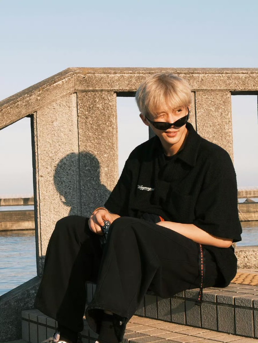 wanganyu_gfc's tweet photo. [06.01.2025] #WangAnyu Weibo Update

"Happy June 1st"

🔗https://t.co/MhqgHqhpnk

#王安宇 #หวังอันอวี่ #왕안우 #vuonganvu #ワンアンユー https://t.co/8HvXb90lOH