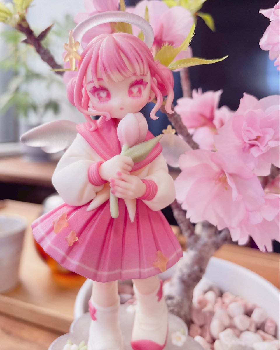 💐通販のお知らせ💐
コミティア新刊/新刊セットの通販を開始しました!
フィギュアの販売は明日月曜の23:59締め切りです⚡️

▼shop
https://t.co/RhBG7aSyea 