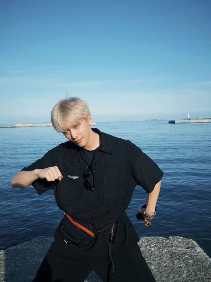 wanganyu_gfc's tweet photo. [06.01.2025] #WangAnyu Weibo Update

"Happy June 1st"

🔗https://t.co/MhqgHqhpnk

#王安宇 #หวังอันอวี่ #왕안우 #vuonganvu #ワンアンユー https://t.co/8HvXb90lOH