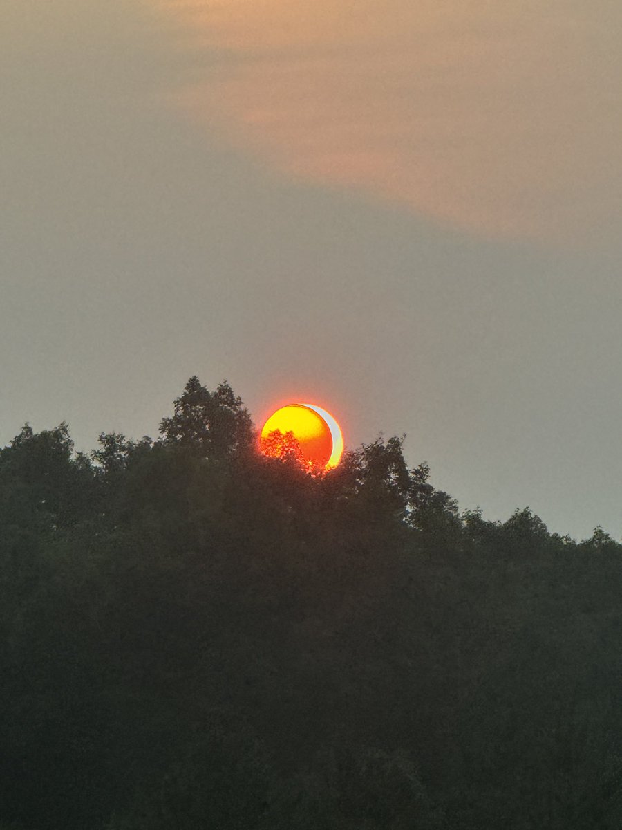 debbieg1695's tweet photo. ⁦@spann⁩ beautiful sunrise this morning https://t.co/ER8BiLxsvT