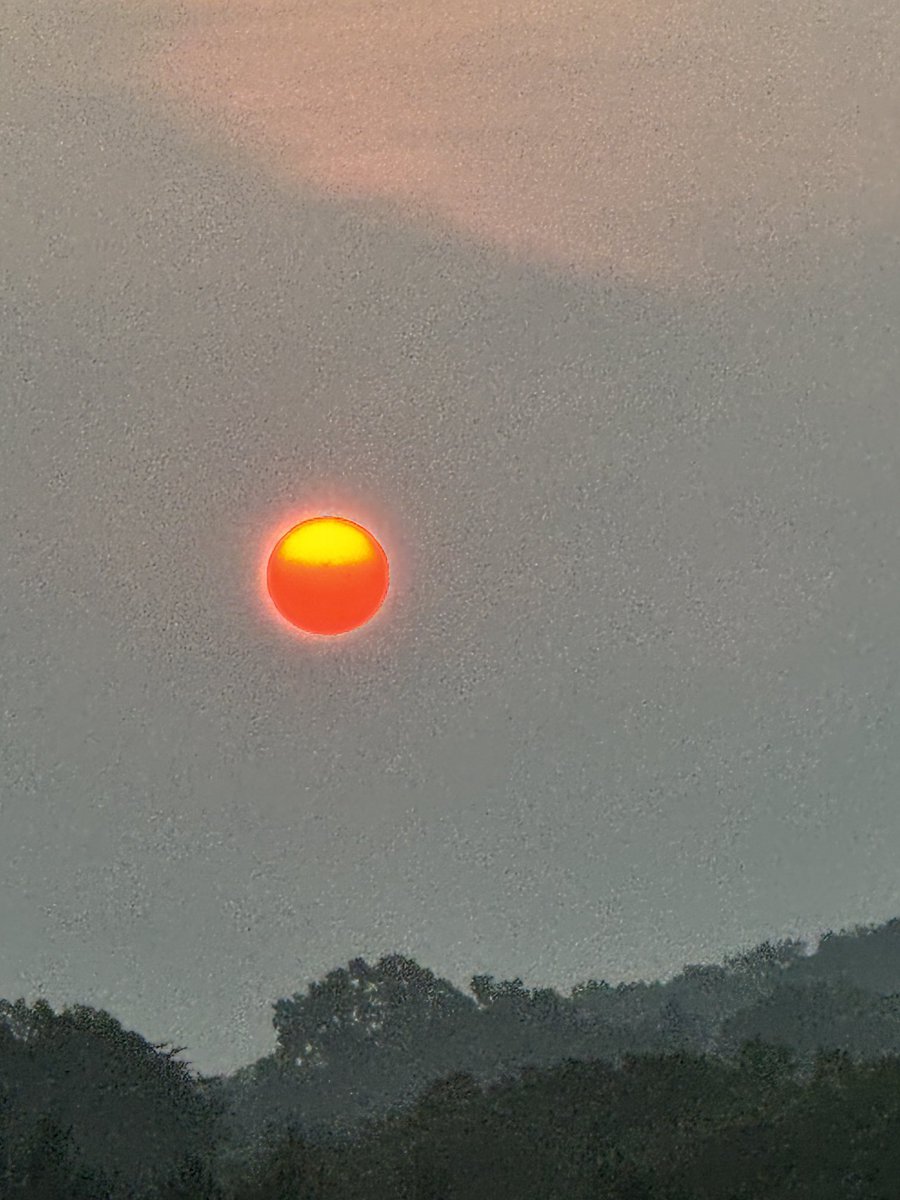 debbieg1695's tweet photo. ⁦@spann⁩ beautiful sunrise this morning https://t.co/ER8BiLxsvT