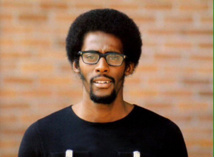 Jun1,1991 #DavidRuffin (Davis Eli Ruffin born Jan18,1941) RIP dies at 50 from an adverse reaction to crack cocaine, reportedly collapsing at a West Philadelphia crack house. Singer The Temptations singer US/R&amp;B #1 1964 My Girl, +Top40s 11 US &amp; 11 R&amp;B with 5 #1s. Solo 1975 R&amp;B #1