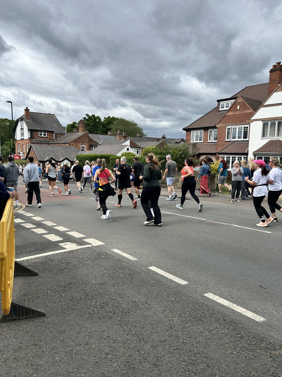 SusieTime's tweet image. #suttonfunrun
