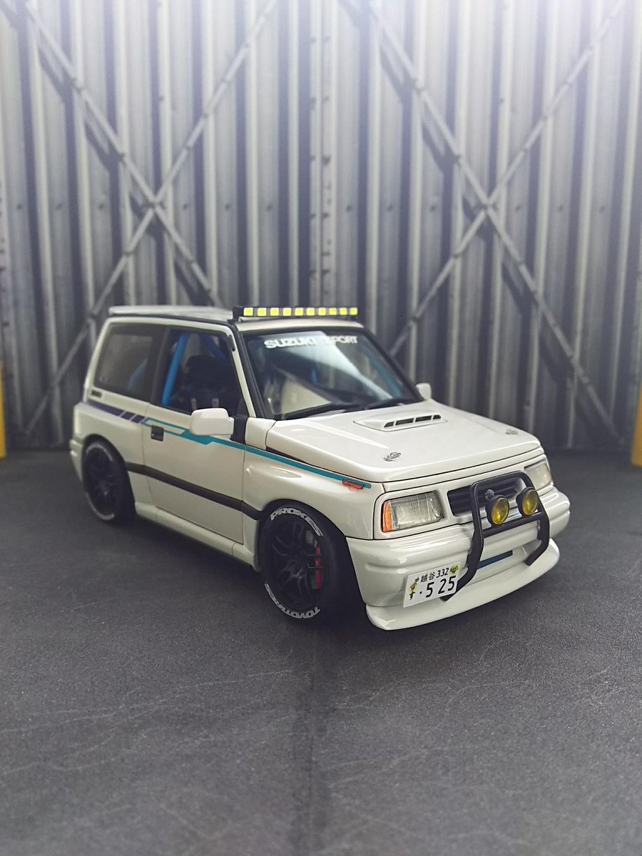 masa_0388's tweet photo. フジミ 1/24 初代エスクード完成😄
サーキットアタック仕様
ロールケージ、レカロRMS、R33純正ホイール他 https://t.co/L0PUnwaY3E