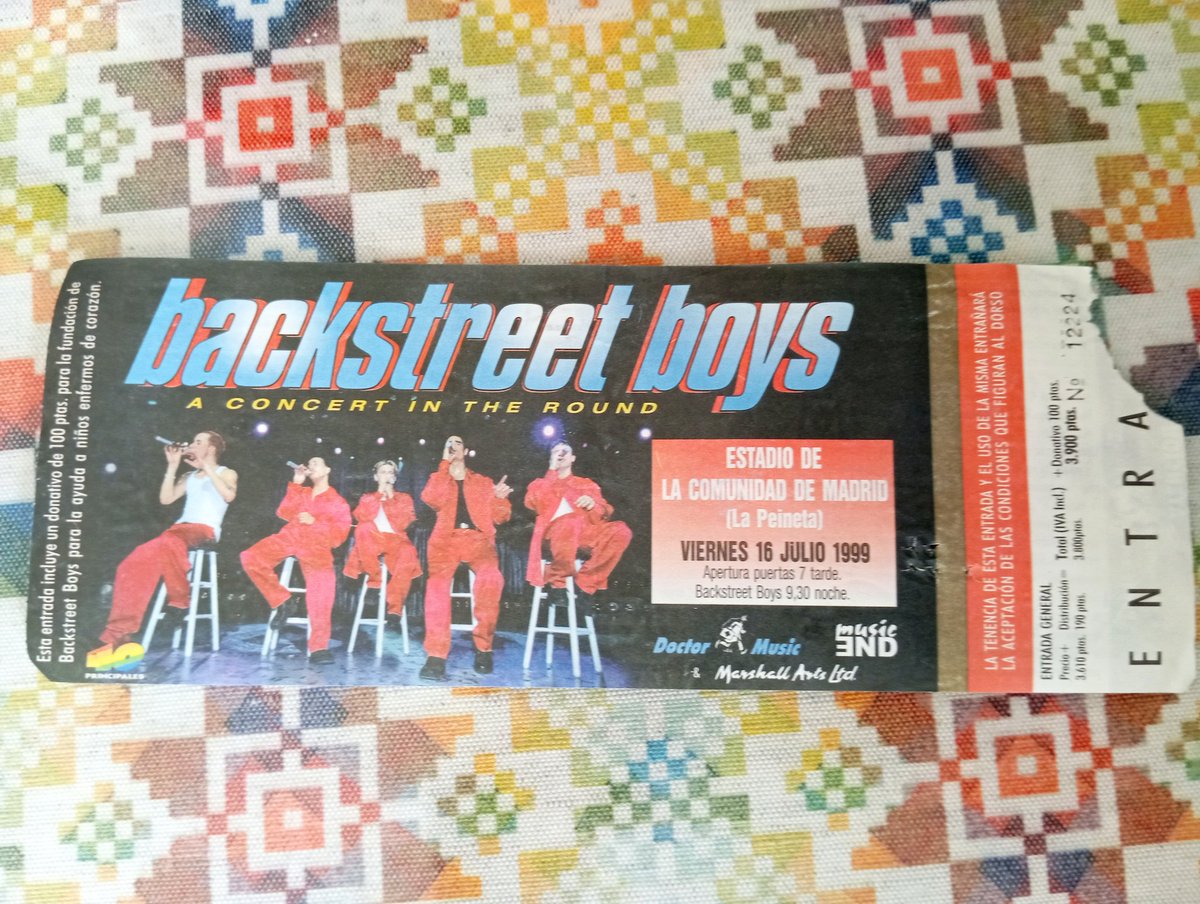 Laura: uh, el mes que viene ya toca el conci de iron maiden, es en la peineta, con toda la caló, va a ser chungo 😬
Los últimos recuerdos que tiene Laura en la peineta: 😆