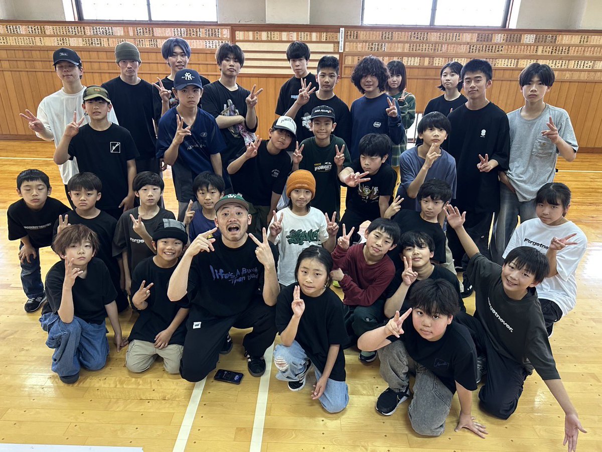 foundnationcrew's tweet image. BREAK IN THE HOOD vol.1 in 福井
BUSTA BASHとWINGZEROによるスペシャルWSも大盛況で終了🔥
来てくれたみなさん、本当にありがとうございました！

次はあなたの街に現れるかも…？👀
お楽しみに！
#breakinthehood