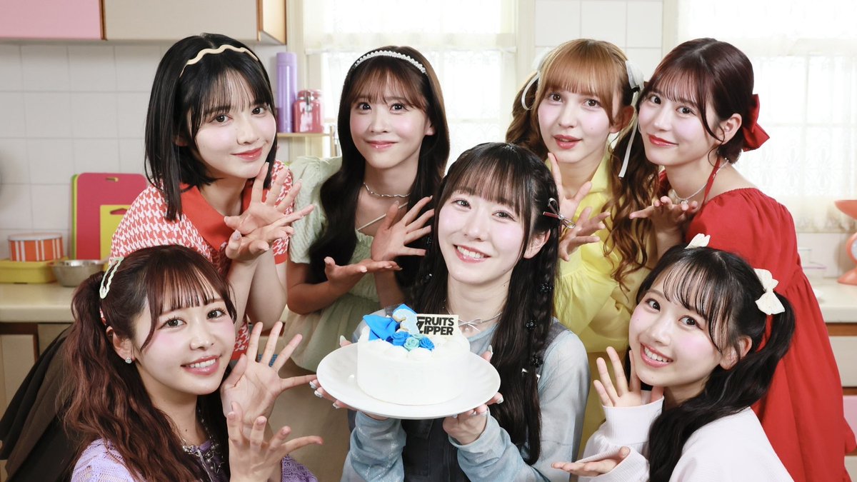 GsWpbnFaAAAcTcw.jpg?format=jpg