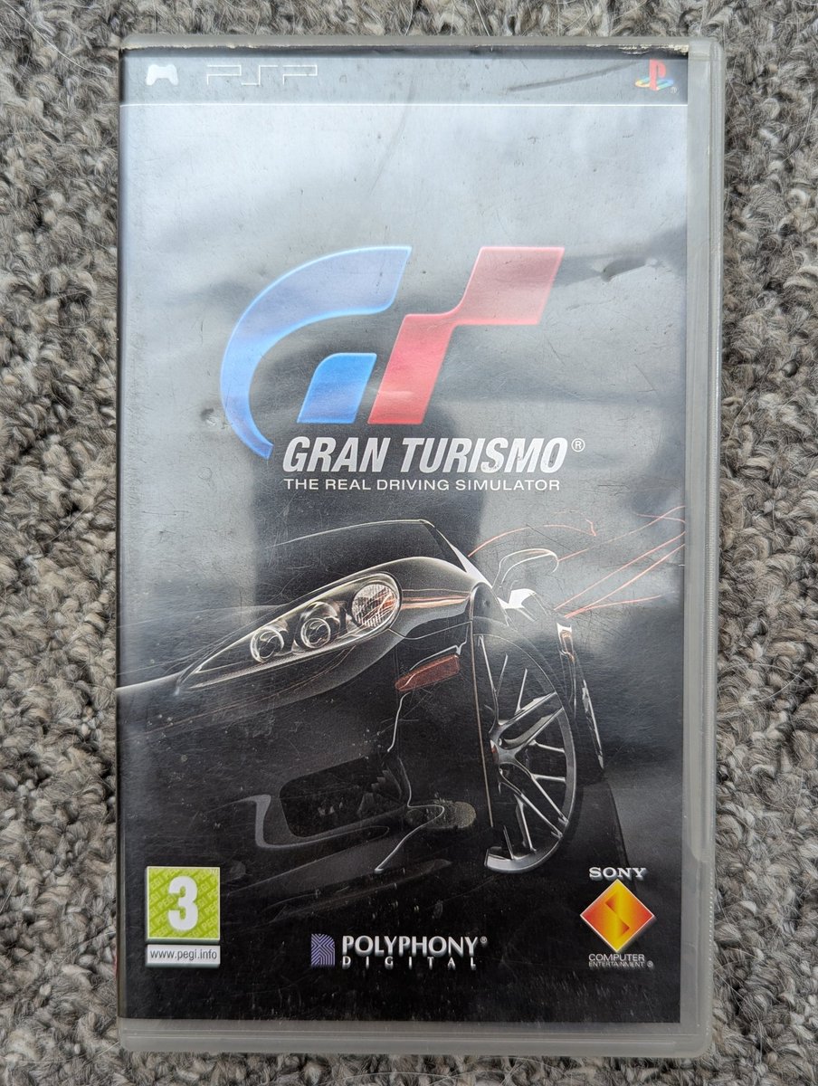 On my trip to Filey last week, I picked up these games.
Pleased to grab an Atari 7800 game as this is my first, be interesting to compare 2600 to 7800 graphics.
Nice copy of Pitfall, such a cool classic game.
And I don't think I have it on PSP but also Gran Turismo #retrogaming