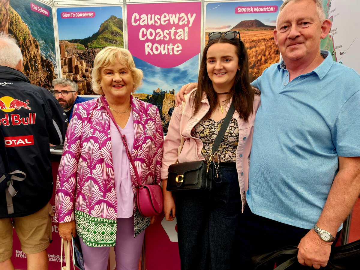 VisitCauseway's tweet image. We're loving the colourful 🌈 visitors to our stand at 🌸 Bord Bia Bloom 🌸 - they can't get enough of the Causeway Coastal Route today 💫 The sun is shining and the stand is inundated with enquiries from our ROI visitors - good times 😁