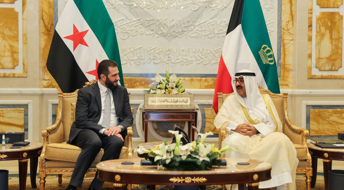 لا شيء يطربنا أكثر من عويل و صياح و نباح و لطم أبناء أبو لؤلؤة المجوسي عليهم لعنة الله و الملائكة و الناس أجمعين