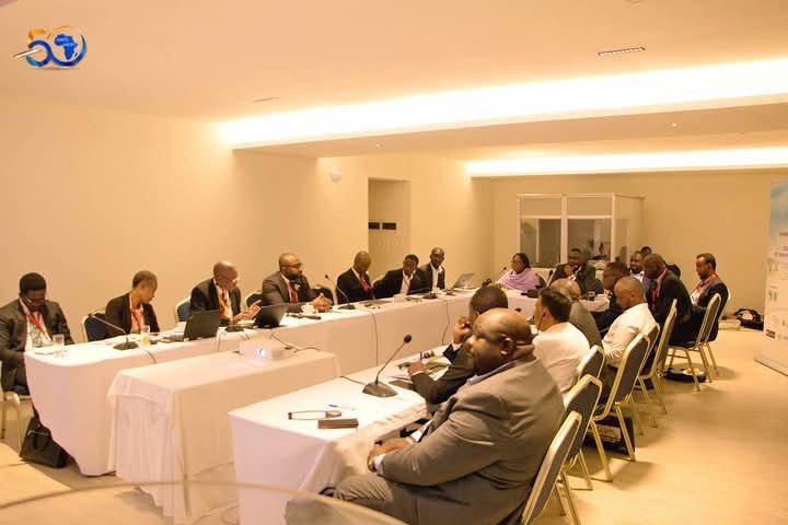 FdedFded1's tweet image. Le FDED a pris part aux Assemblées Annuelles de l’AIAFD, marquées par des rencontres clés avec la BAD, Afreximbank, BNI, Crédit Agricole, etc.
Objectifs : finance verte, cofinancement &amp;amp; entrepreneuriat inclusif.
Des opportunités concrètes en vue!
#FDED #BAD #AfDBAM2025 #Afrique