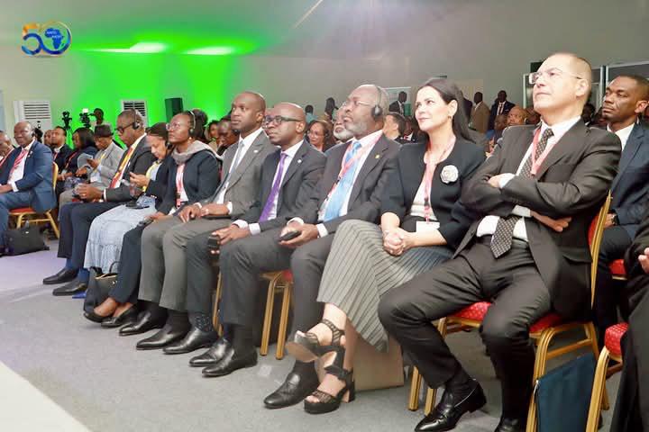 FdedFded1's tweet image. Le FDED a pris part aux Assemblées Annuelles de l’AIAFD, marquées par des rencontres clés avec la BAD, Afreximbank, BNI, Crédit Agricole, etc.
Objectifs : finance verte, cofinancement &amp;amp; entrepreneuriat inclusif.
Des opportunités concrètes en vue!
#FDED #BAD #AfDBAM2025 #Afrique