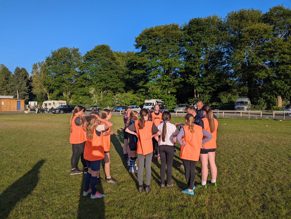 Bishop Auckland Rugby Club - under 12 girls project 

Play and pizza night

Great to catch up and see all the hard work the coaches and players are doing at Bishop Auckland.  Once again like always, a fun session had