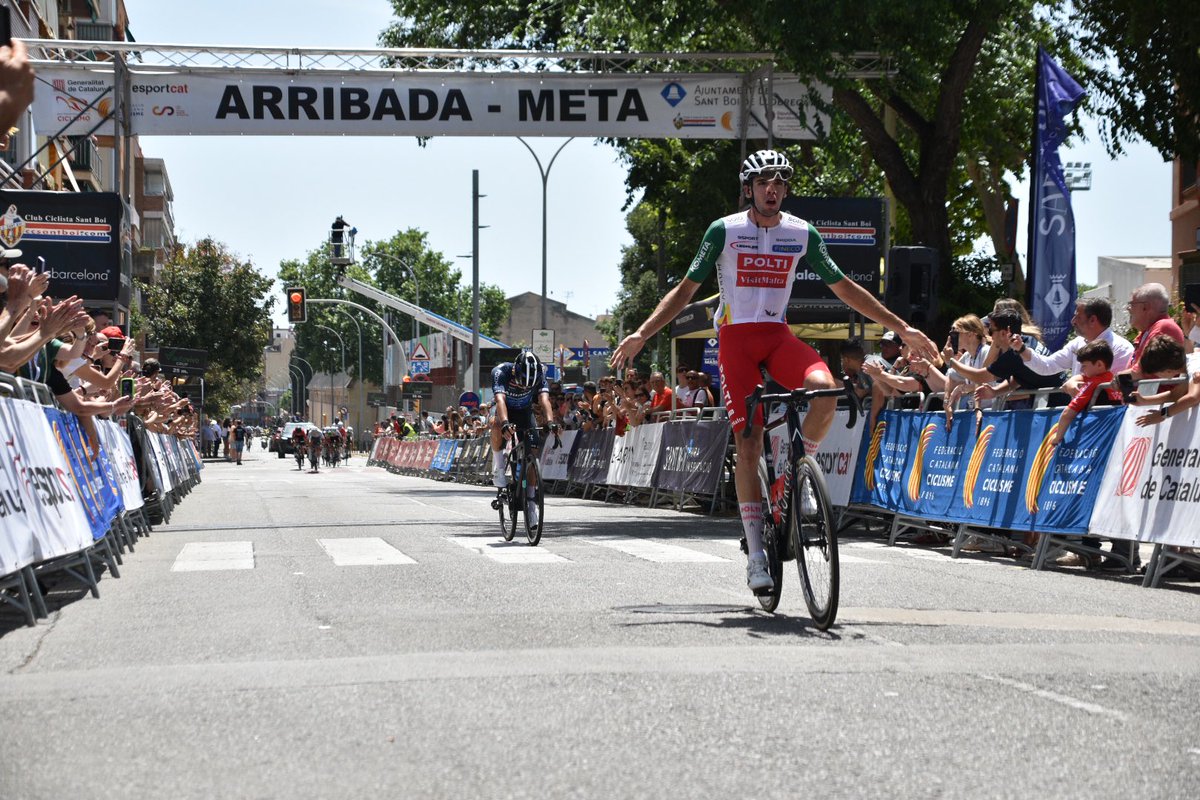 🏆 JAUME BARCELÓ GANA LA CURSA DEL LLOBREGAT 🏆

Triunfo de calidad en la prueba de la #CopaEspañaFemCofidis que demuestra el enorme nivel y el gran trabajo de todos los compañeros 👏🏻👏🏻