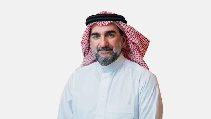 اعضاء ادارة شركة نادي النصر التي اخفقت خلال عامين اولى بالمحاسبة من قبل ادارة الصندوق وكان يجب حل مجلس الادارة بعد اول سنه فشل إذا كان هناك من يبحث عن جودة العمل فاستمرار الاشخاص الذين ساهموا بإخفاق عامين لن يقودونا للنجاح غداً وابعادهم هو العلاج فالذي نراه هدر مالي وعبث اداري✋