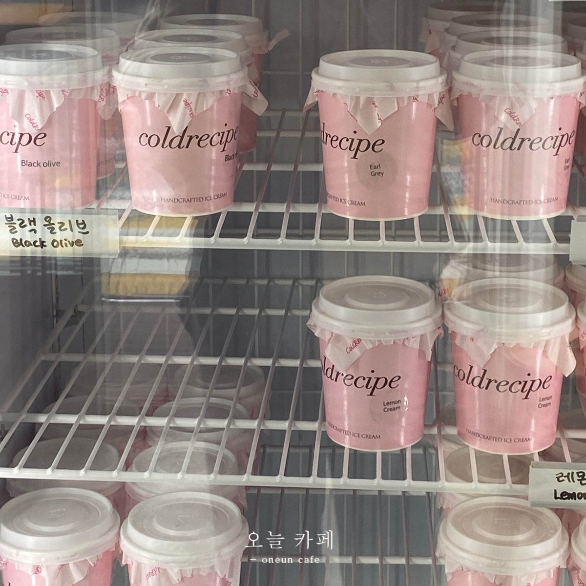 오늘 카페 - oneun cafe tweet media
