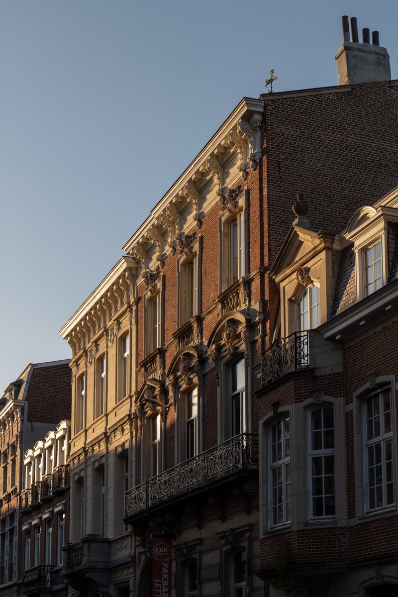 Golden hour in Leuven🇧🇪