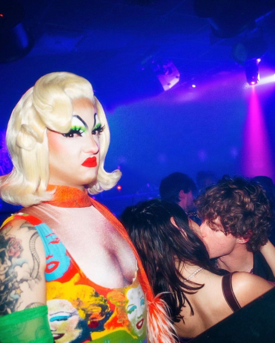 lina_galore's tweet image. PRIDE MONTH