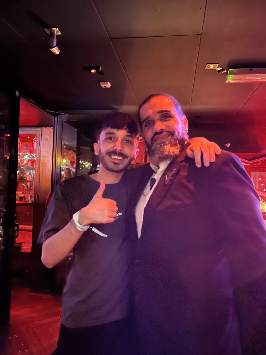 CodeFinest's tweet image. Night 1 of TwitchCon survived ✅