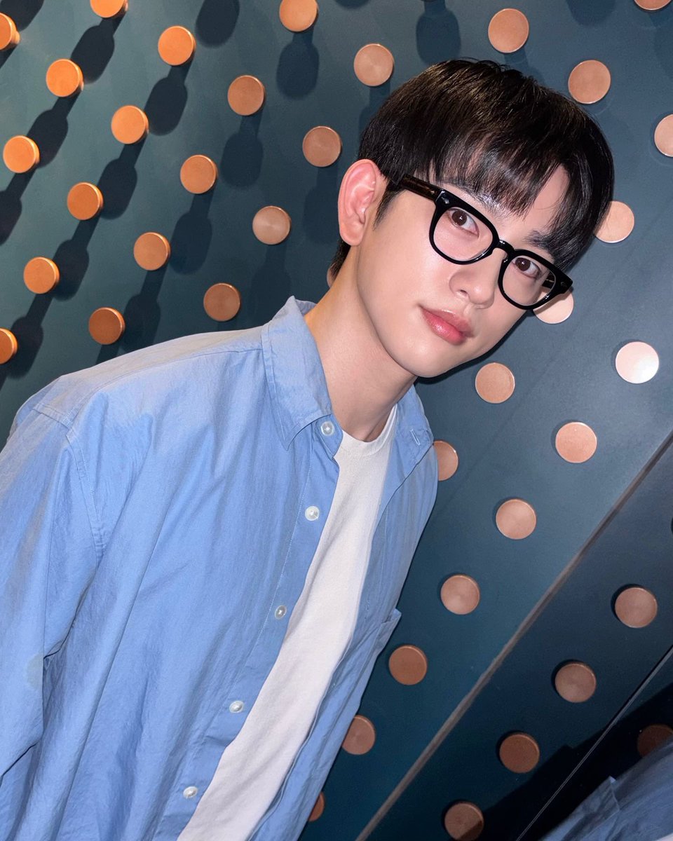 𝙋𝙚𝙖𝙘𝙝𝙥𝙖𝙜𝙚 🧡 tweet media