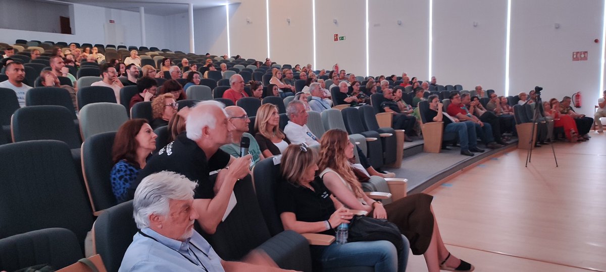 HistMistSPP's tweet photo. El coloquio con nuestra querida y participativa audiencia pone fin está intensa Mesa Redonda.
   Nos queda ya poco para la despedida...

@JoaquinAbenza_
@Ayto_Pinatar
@Casadelarusa93
#HistoriaYMisterio https://t.co/Y8QbeoEb0x