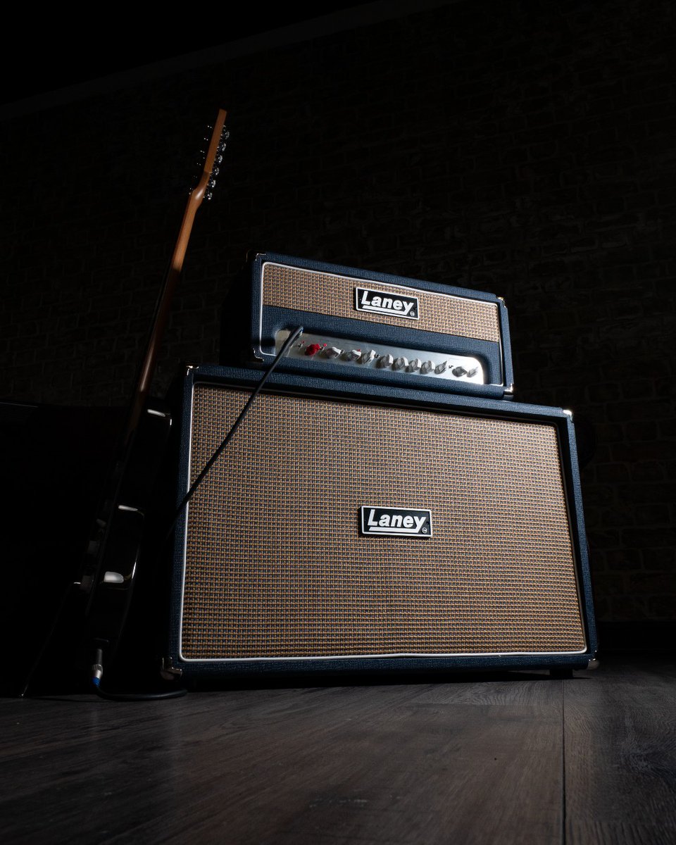 Building on the solid framework of the Lionheart Foundry combos, the LF-SUPERTOP is a dual channel all analogue 120- Watt guitar head, packed full of additional features. #Laney #LaneyAmps #Lionheart #Foundry