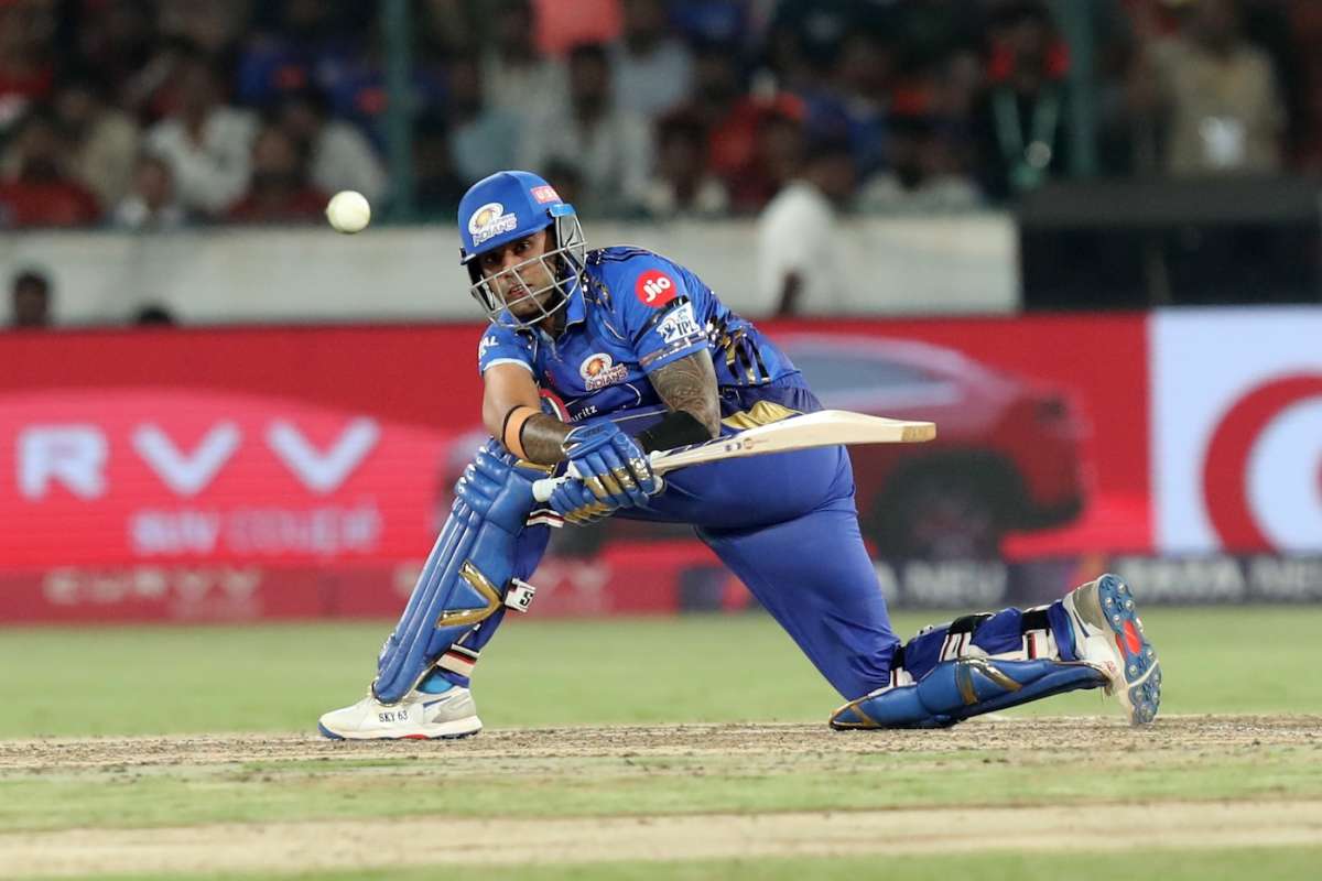 SURYAKUMAR YADAV BECOMES THE FIRST NON-OPENER TO SCORE 700 RUNS IN A SINGLE IPL SEASON 🥶